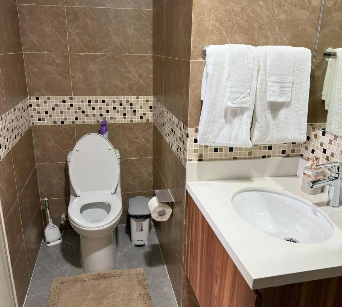 Royal'S Kingston Suite
